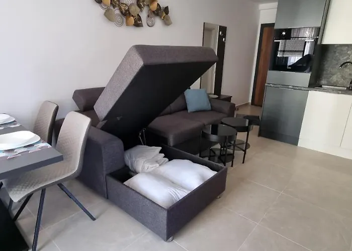 Balcony Bliss: The Black Sea Pearl Apartman